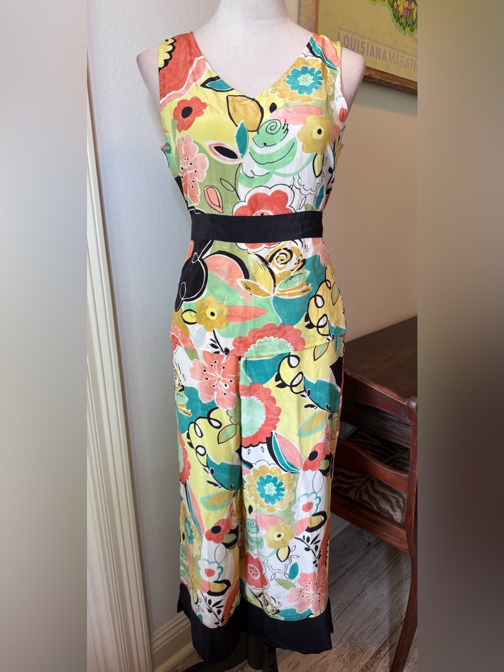 Silk Floral V-Neck 2-piece Pants Set
